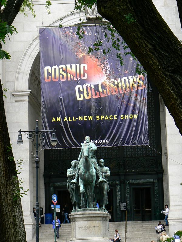 Central Park et autour: Entree de l american museum of natural history